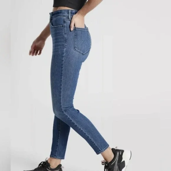 Athleta EUC sculptek high rise skinny jeans in medium wash size 8 - Picture 2 of 7